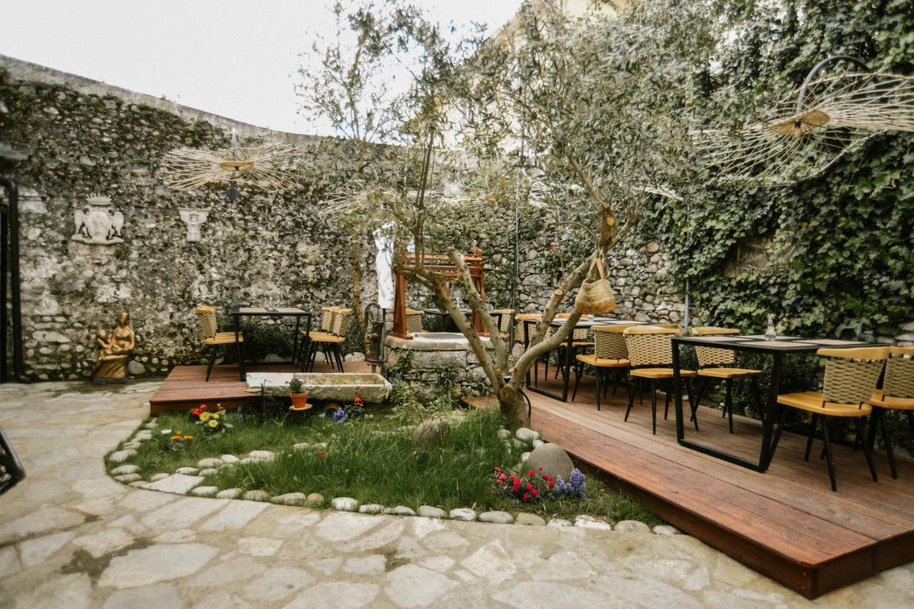 Atelier Boutique Hotel Shkodër 外观 照片